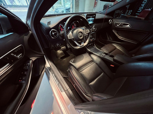 Mercedes-Benz Clase A 2.0 A250 Amg-line 211cv
