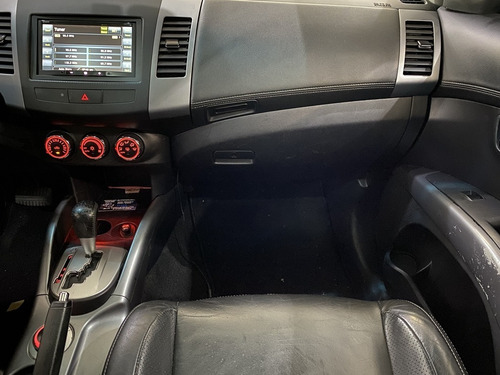 Imagem 11 de 15 de Mitsubishi Outlander 3.0 Gt 4x4 V6 26v Gasolina 4p Aut.
