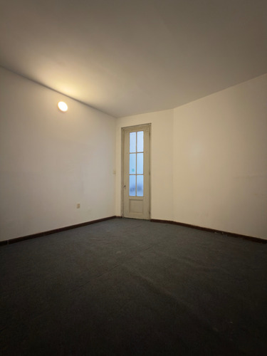 Alquiler Apartamento Dos Dormitorios En Barrio De Los Judios