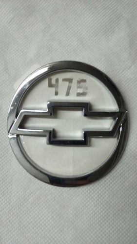 Escudo Tapa De Baúl Chevrolet Corsa Il 4 Puertas