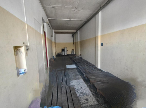 Imagen 2 de 16 de Venta Galpón De 500 Mts, Con Oficinas En Lomas Del Mirador