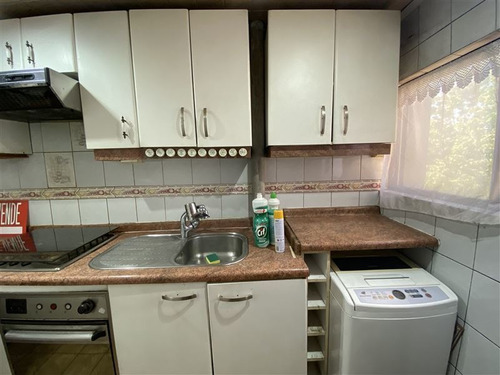 Imagen 3 de 12 de Depto En Venta De 3 Dorm. 1 Baño, Metro Las Rejas