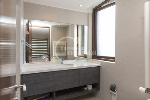 Departamento En Venta De 3 Dorm. En Lo Barnechea