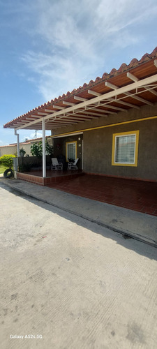 (gb989) En Venta Casa En Brisas Del Lago , Guacara
