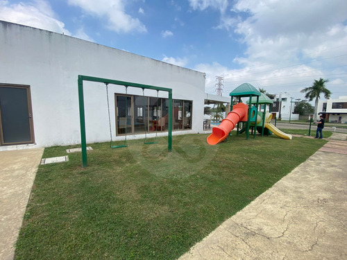 Terreno Residencial En Venta En Fraccionamiento Ixtacomitan 1a Sección