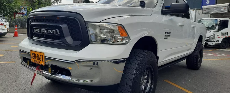 Dodge Ram 1500 3.6 A/t  4x4