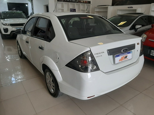 Ford Fiesta 1.6 Max One Ambiente 98cv 2014