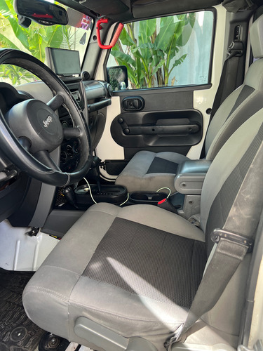 Jeep Wrangler Rubicon 4x4 At