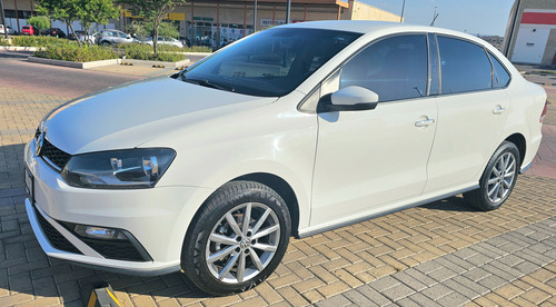 Volkswagen Vento 1.6 Confortline At