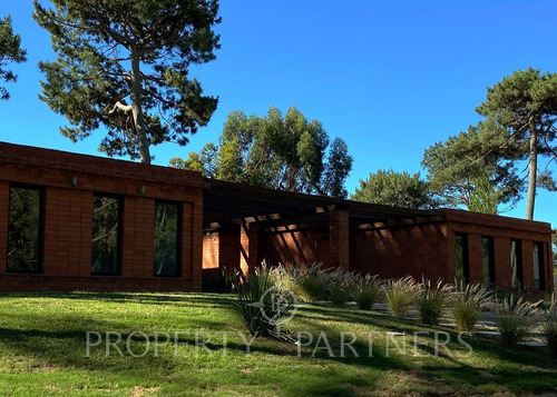 Imagen 2 de 11 de Casa A Estrenar A Pasos De Laguna Del Diario Y De Playa Mans