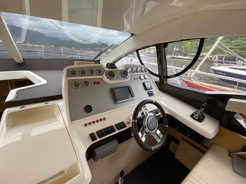 Imagem 8 de 25 de Intermarine 545 - 2011 - 2x Volvo 800 Hp - Ñ Azimut Sessa