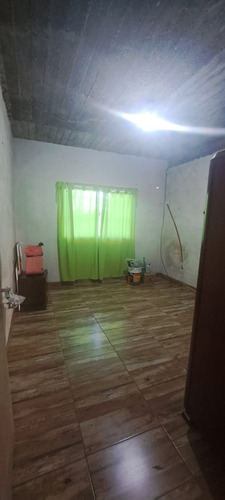Colpayo 149: Vivienda De 3 Amb En Planta Alta Con Pequeño Patio.