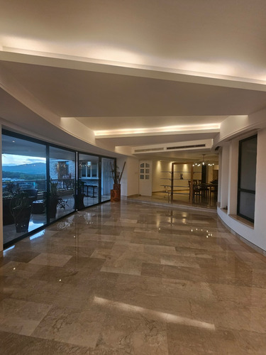 Lujoso Apartamento Amoblado En Terrazas Del Country Guataparo. Residencias Atlantis