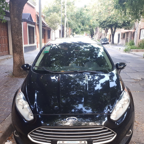Ford Fiesta Kinetic Design 1.6 Sedan Se Plus 120cv 2014