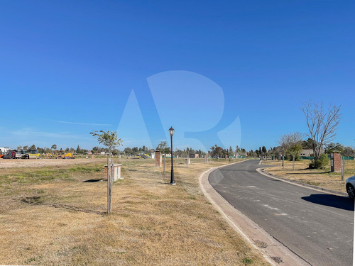 Lote En Venta En Barrio Santa Sofia, Pilar Del Este