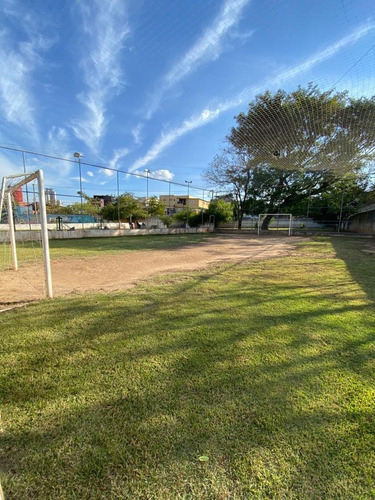 Imagem 7 de 8 de Apartamento Bem Localizado