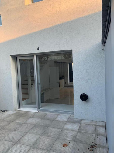 Imagen 30 de 30 de Casa Venta 2 Dormitorios 1 Baño 1 Cochera 108 Mts 2 Totales - La Plata