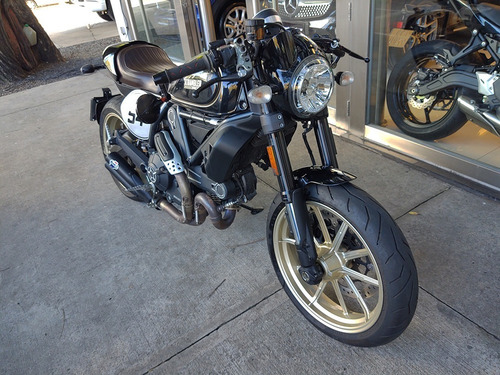 Imagen 2 de 11 de Ducati Scrambler 2017 Cafe Racer Abasto Motors