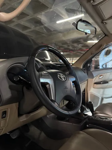 Toyota Fortuner 2013