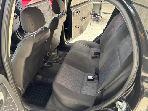 Chevrolet Corsa 1.4 MPFI MAXX SEDAN 8V FLEX 4P MANUAL