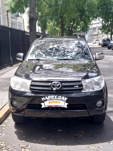 Bella Camioneta Toyota Fortuner 2011 Unico Dueño