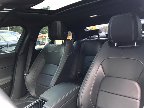 Jaguar Xe R-sport