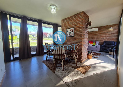 Imagen 5 de 17 de Casa - Altos De La Tahona