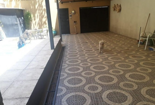 Imagen 7 de 10 de Casa Cuatro Dormitorios Con Piscina