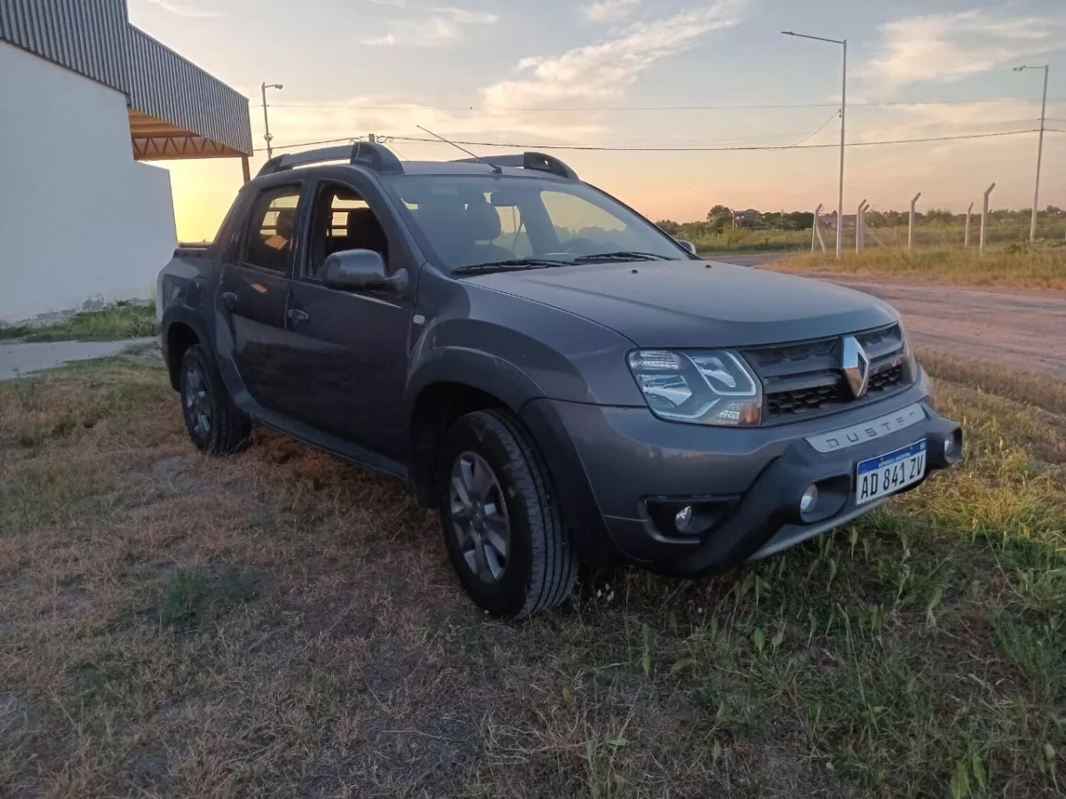 Renault Duster Oroch Outsider Plus 4x4 2.0