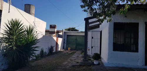 Casa 3 Dorm Debali E Itazurubi U$s 110000 V107