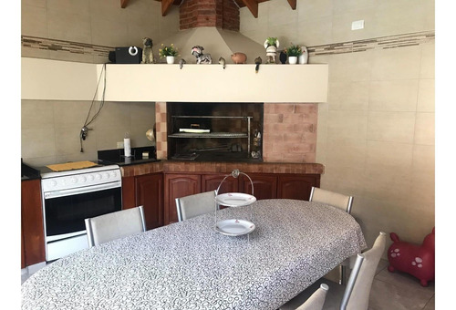 Imagen 15 de 28 de Excelente Casa En Villa Devoto Residencial