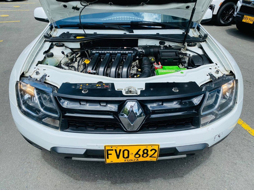 Imagen 4 de 12 de Renault Duster Intens 2.0 M/t 4x4