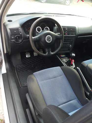 Imagen 9 de 13 de Volkswagen Golf 2000 1.8 Turbo Gti