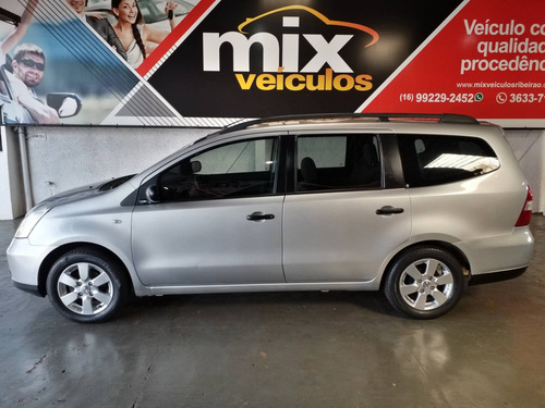 Nissan Grand Livina 1.8 16v Flex 4p Automático