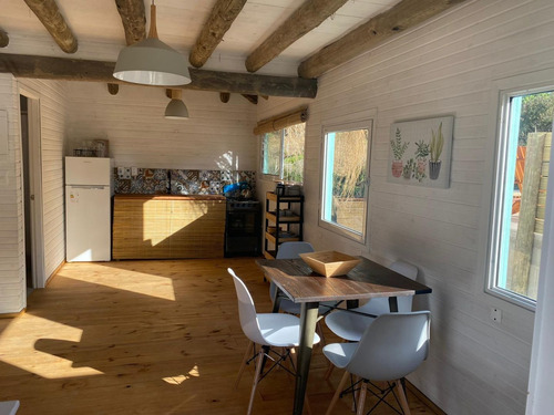 Casa En Alquiler Por Temporada De 1 Dormitorio En Punta Del Diablo