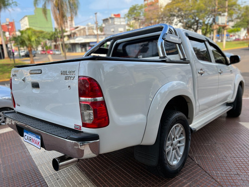 Toyota Hilux 3.0 Cd Srv 171cv 4x2 - B3