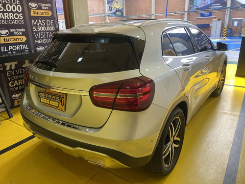 Imagen 8 de 25 de Mercedes Benz Clase Gla 200 Urban 1.6