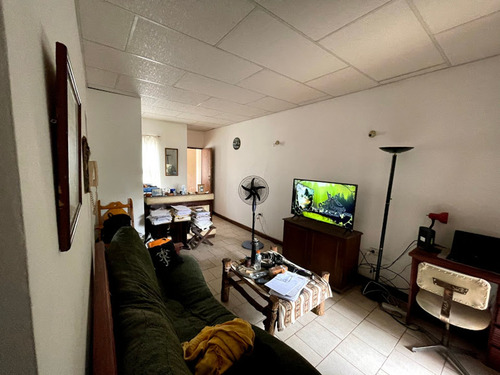 Departamento De Un Doritorio Con Garage