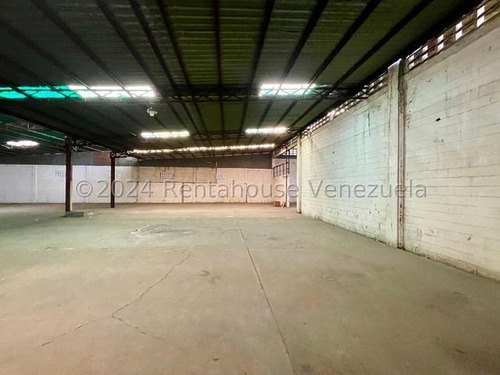 Erika Armeya Vende: Galpón En Zona Industrial I De Barquisimeto Flex: 25-407