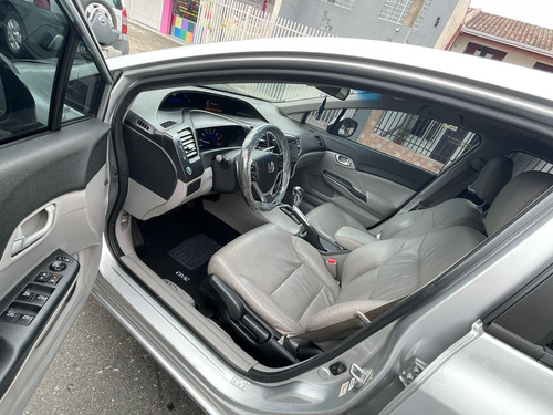 Honda Civic 2.0 Lxr Flex Aut. 4p