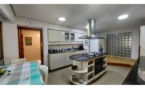 Venta De Exclisivo Apartamento Amoblado En Las Lomas El Poblado