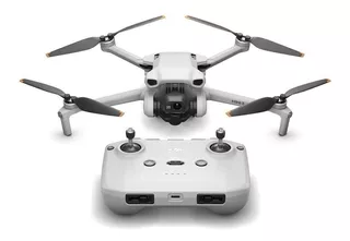 Mini drone DJI Mini 3 Fly More Combo Plus con cámara 4K gris 3 baterías