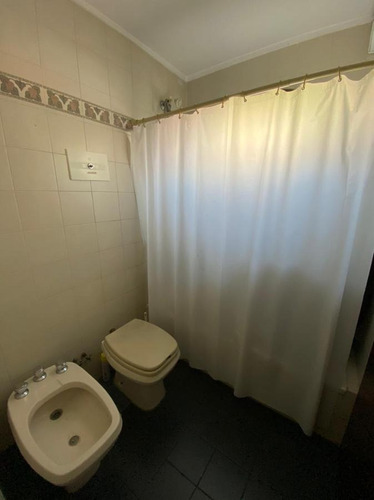 Casa En Venta 4 Dormitorios Con Jardín Y Parrilla - Martínez - Cercano A La Estación