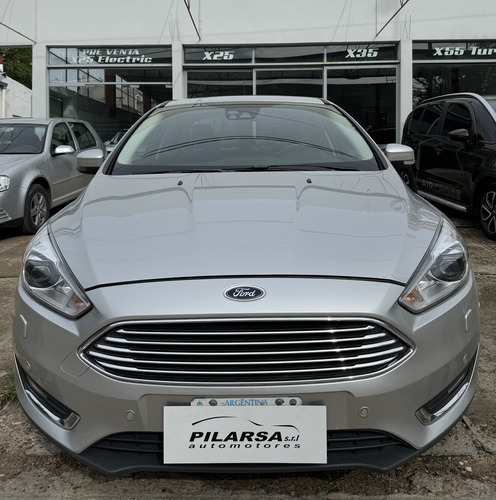 Ford Focus III 2.0 Sedan Titanium At6