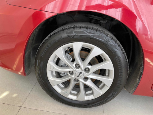 Imagen 13 de 14 de Nissan Sentra 2019 1.8 Sense Mt