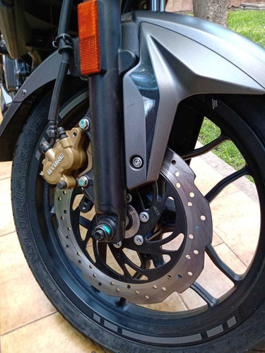Bajaj Ns 200