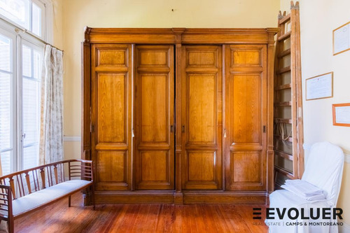 Magnífica Casa De Estilo Para Vivienda, Oficinas O Desarrollo En Barrio Norte