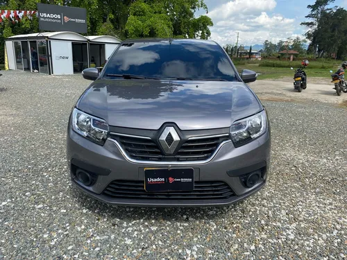 Renault Logan LIFE + MT 1.6 4X2