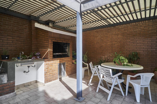 Imagen 1 de 30 de Venta - Caballito - Ph De 5 Ambientes Con Garage Y Quincho