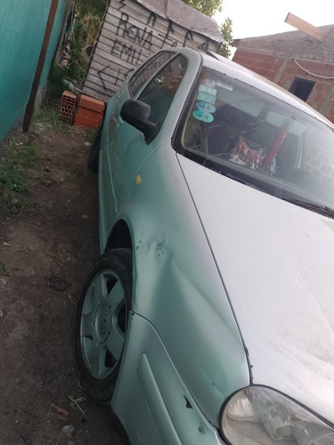 Imagen 7 de 14 de Volkswagen Golf 2000 2.0 Highline Tiptronic